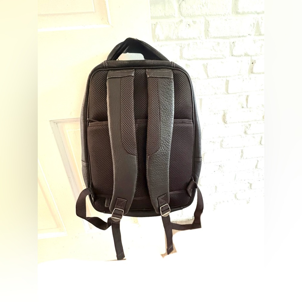 Levenger Backpack Leather Dark Brown - Picture 2 of 12